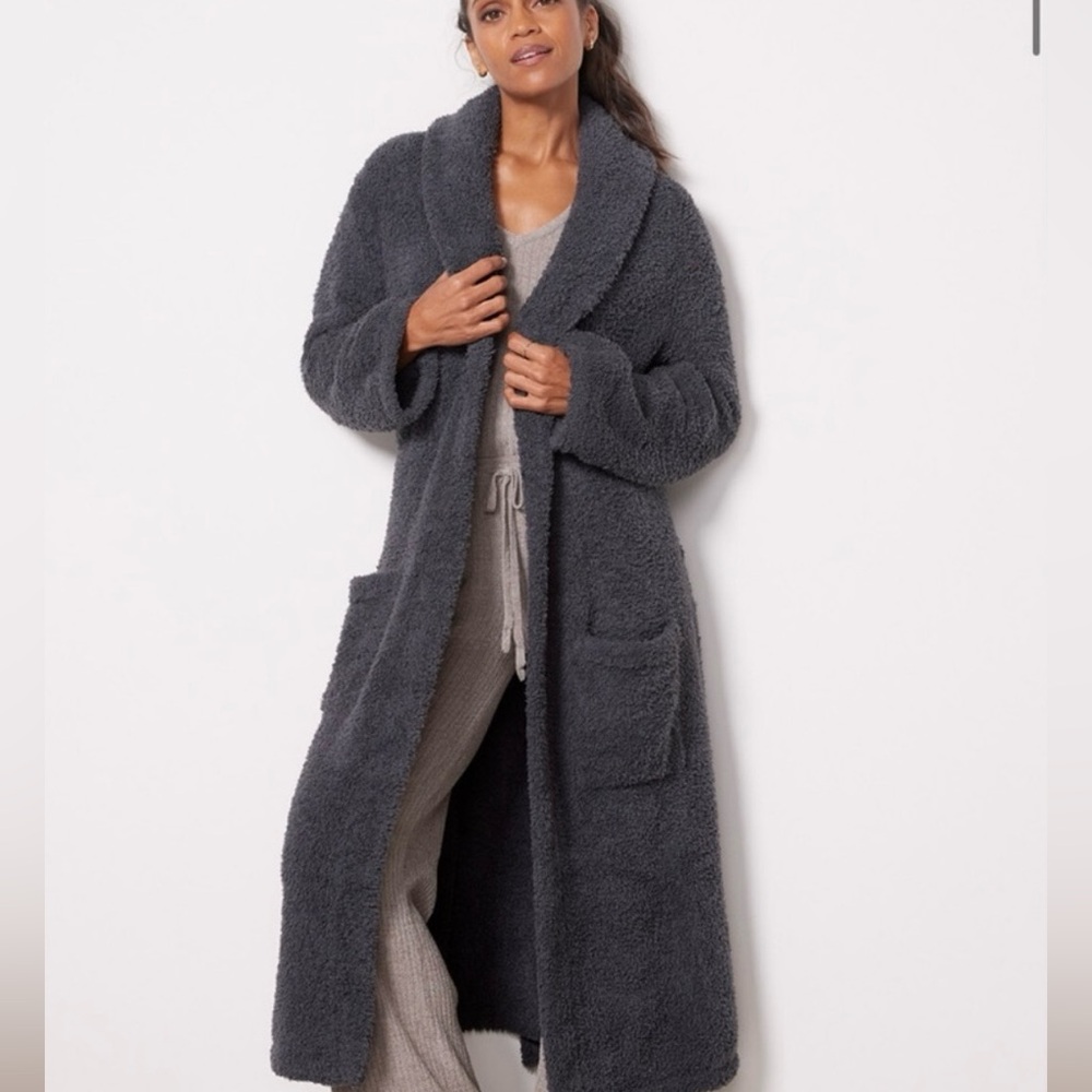 Barefoot Dreams CozyChic Solid gray Robe in Size 3